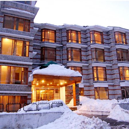 Lords Residency Hotel Manāli Екстериор снимка